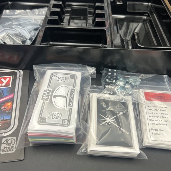 Star Wars Monopoly 40th Anniversary Sp Edition Disney Hasbro Complete Box Damage - Picture 3 of 12